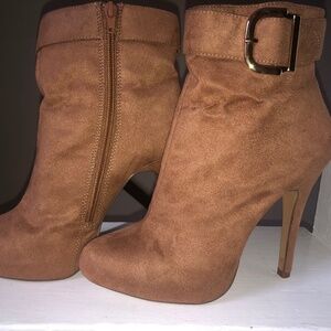 Tan ankle boot heels